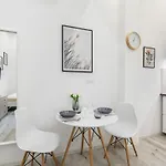 New Location Апартаменты *